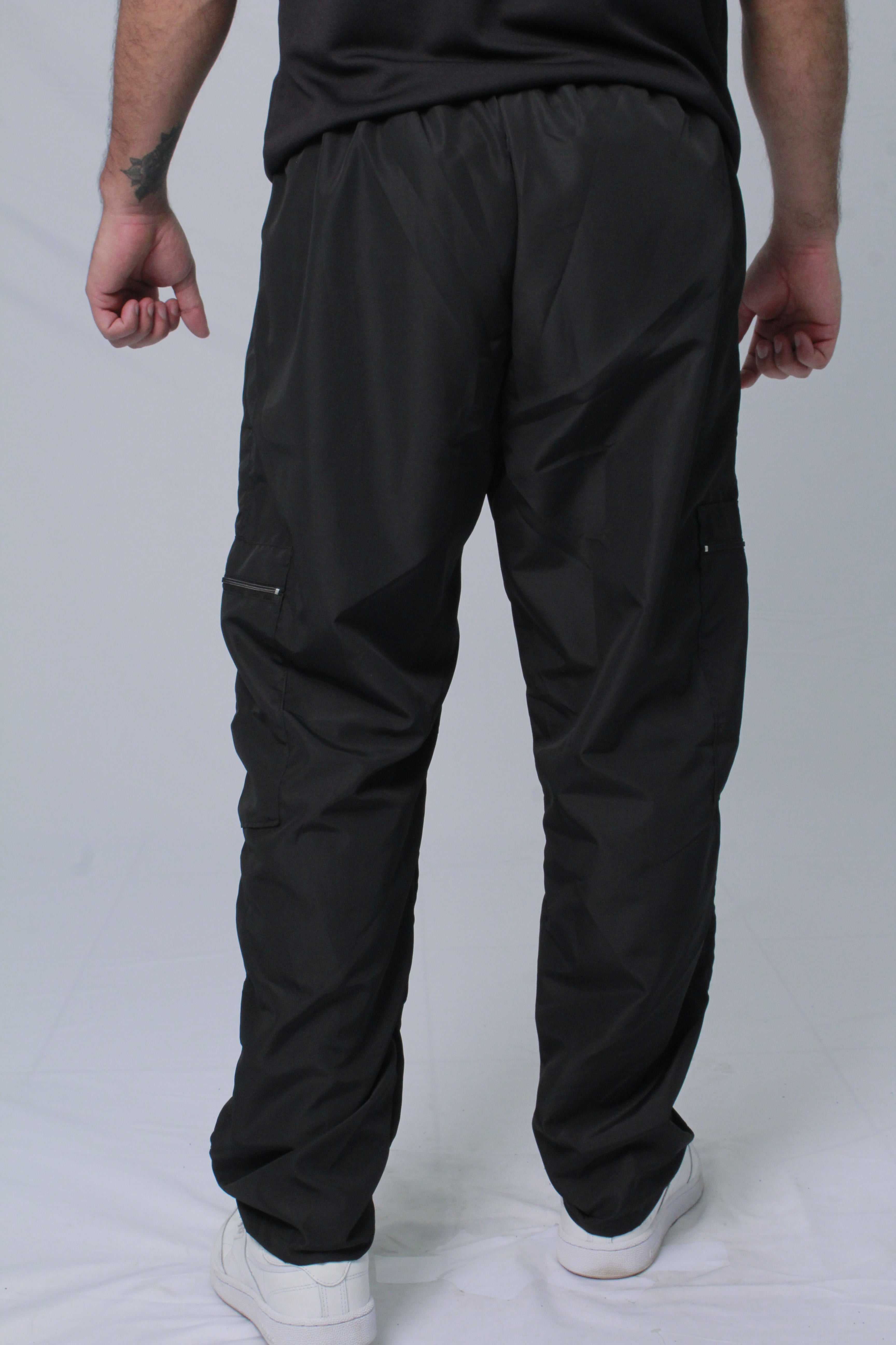 Pantalon tipo sudadera antifluido